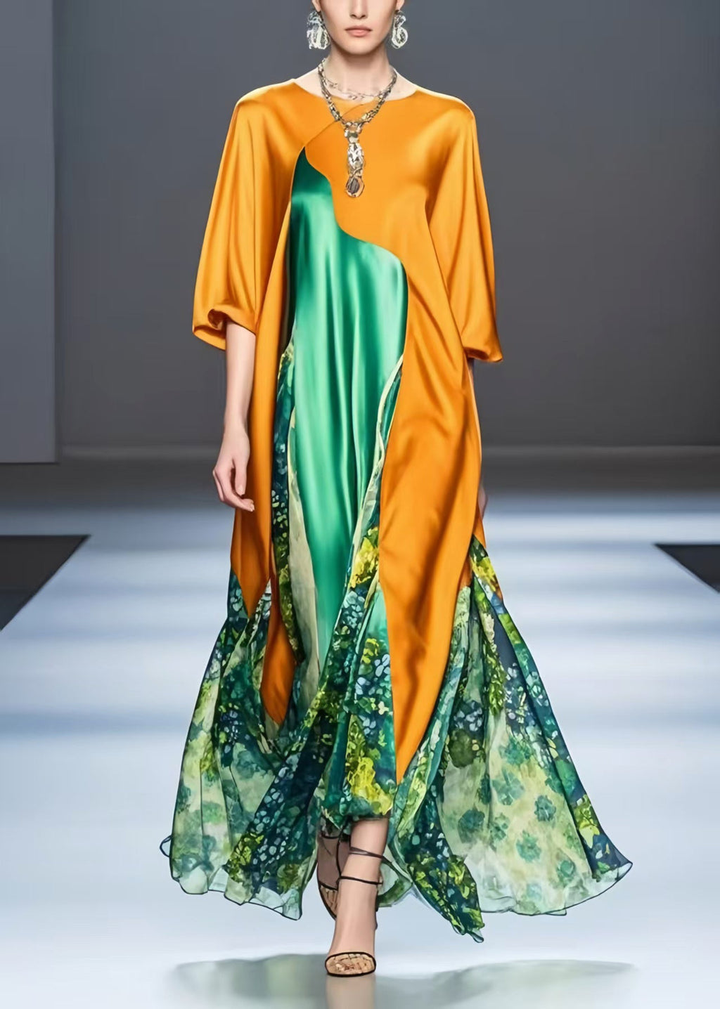 Well Tailored Dress with a Graceful Silhouette