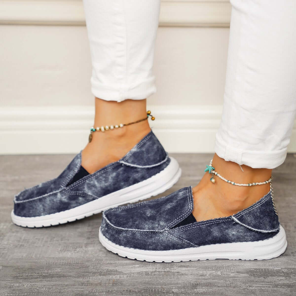 Comfortable Orthopedic Sneakers for Daily Wear