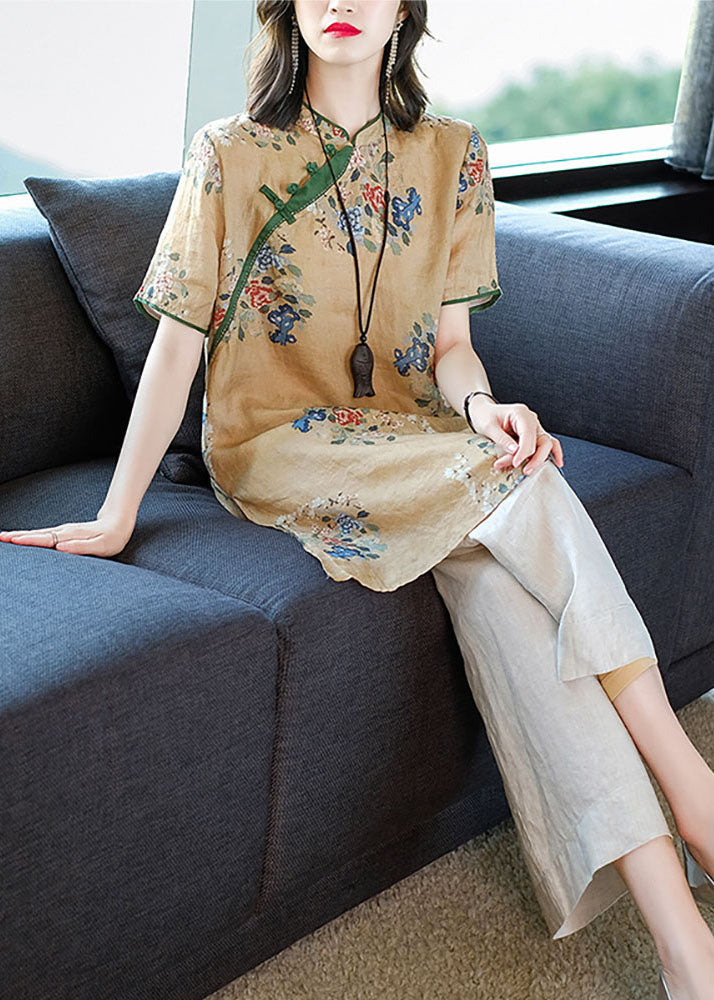 A Vintage Style Shirt with Delicate Timeless Details