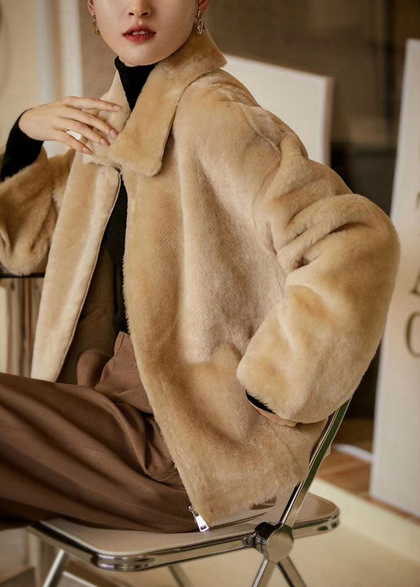 Sophisticated Jacket with a Clean Classic Look