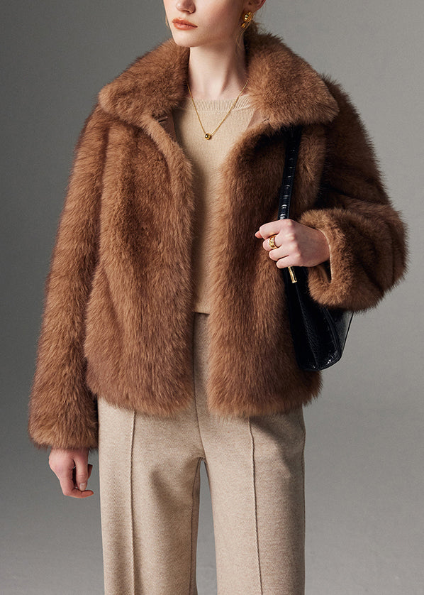 Effortlessly Elegant Jacket with a Timeless Design