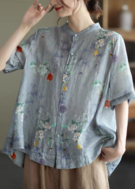 Effortlessly Elegant Top with a Timeless Design