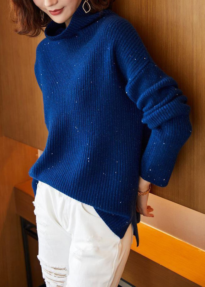 Well Tailored Sweater with a Graceful Silhouette