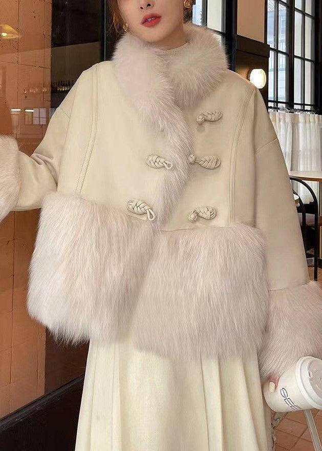 Beautifully Crafted Coat in a Classic Style