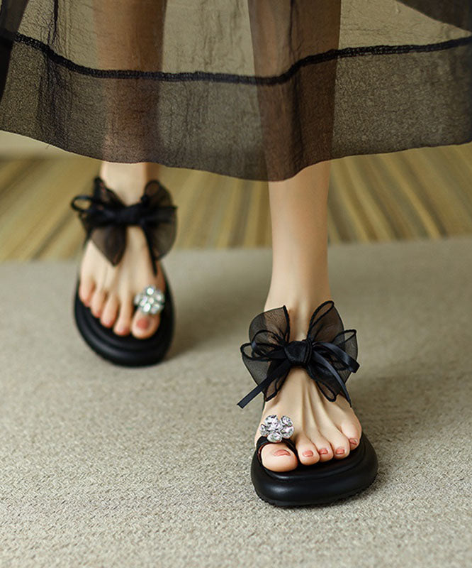 Graceful Orthopedic Sandals for Modern Look