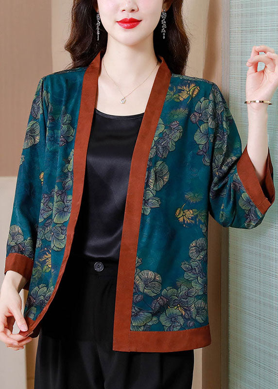 Beautifully Finished Cardigan in a Timeless Design
