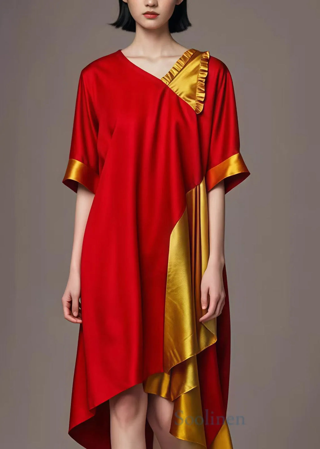 Beautifully Finished Dress in a Timeless Design