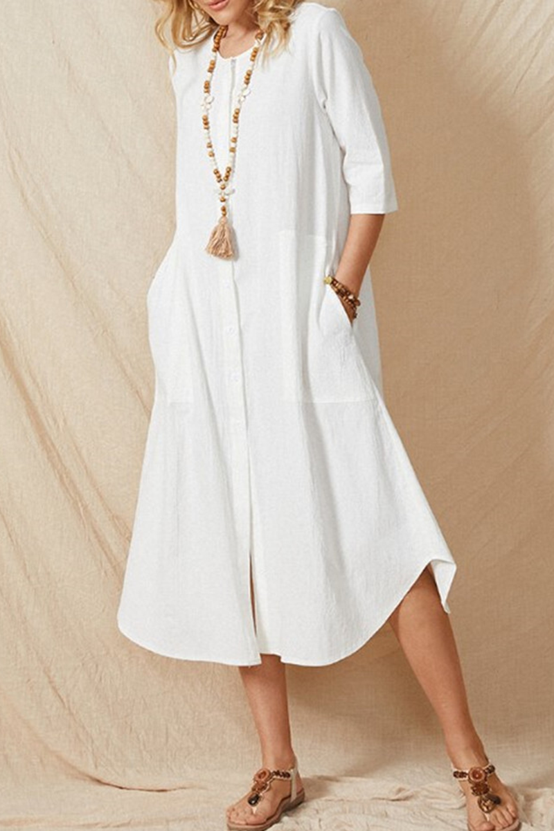 Sophisticated Dress with a Clean Classic Look