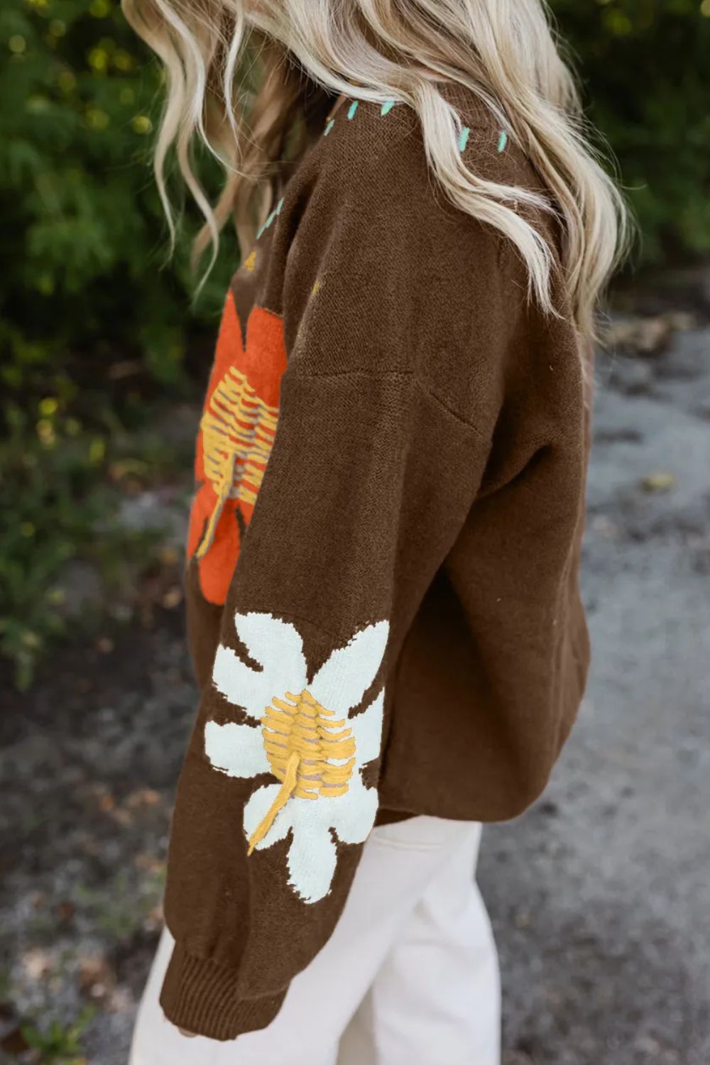Beautifully Finished Sweater in a Timeless Design