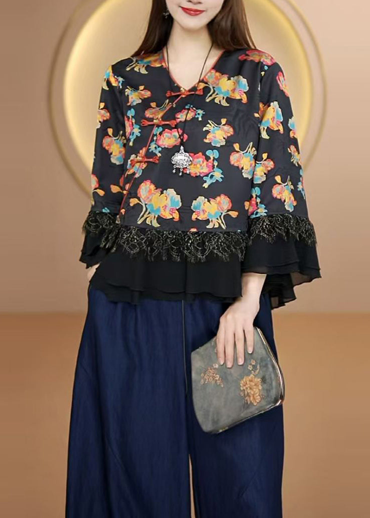Beautifully Finished Blouse in a Timeless Design