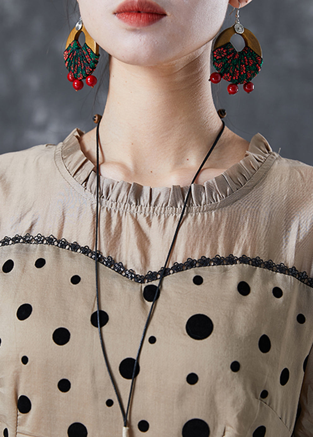 Gracefully Styled Dress for Any Occasion
