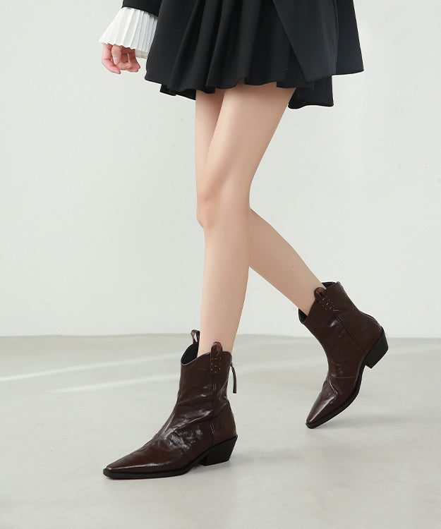 Graceful Orthopedic Boots for Modern Look