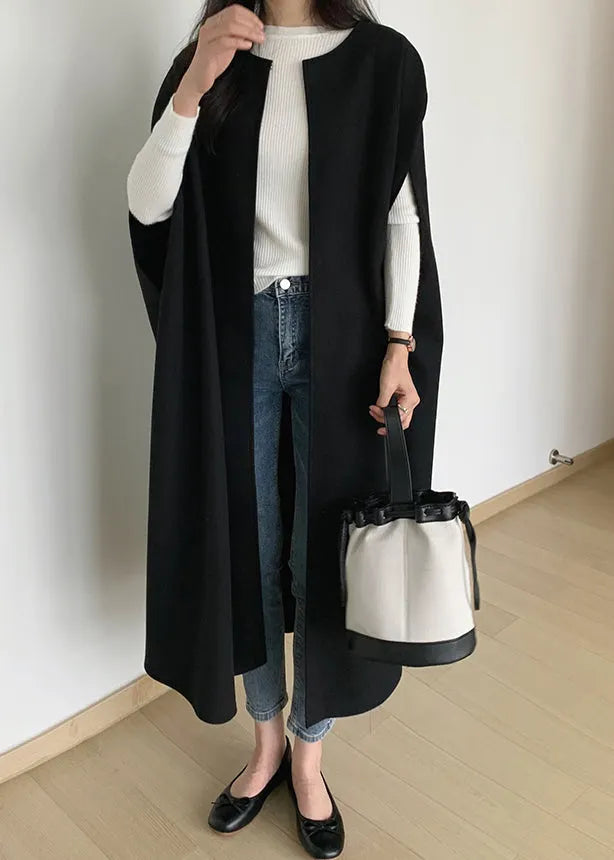 Beautifully Finished Coat in a Timeless Design
