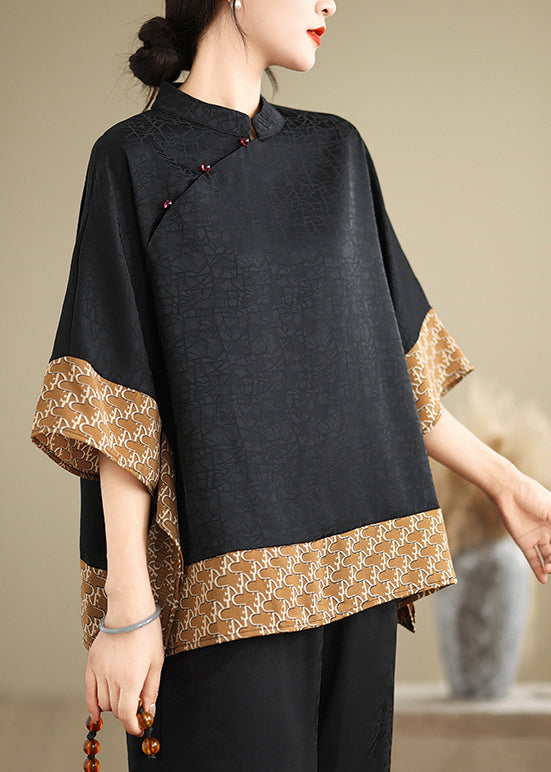 Beautifully Finished Blouse in a Timeless Design