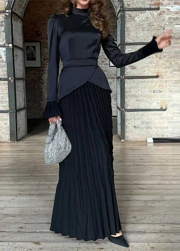 Sophisticated Dress with a Clean Classic Look