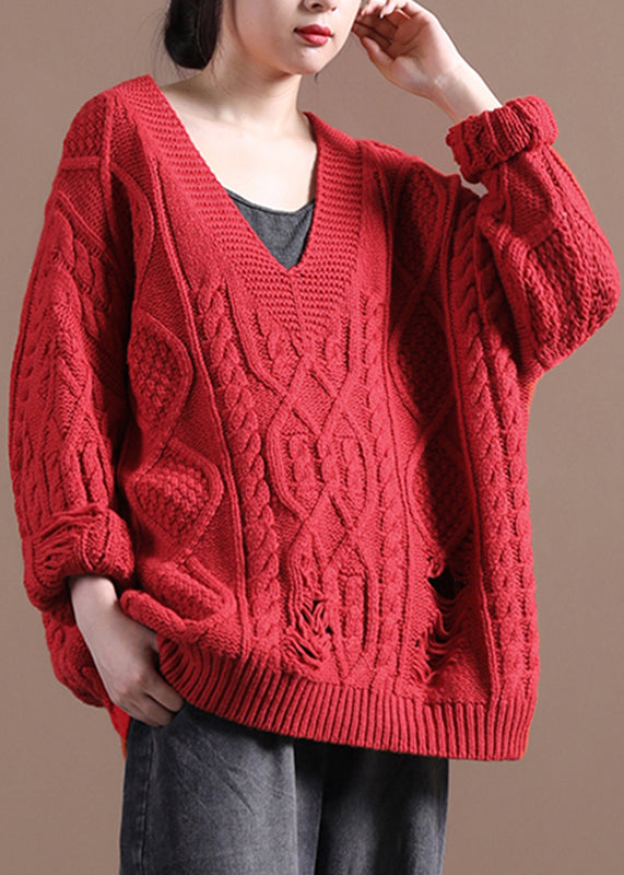 Well Tailored Sweater with a Graceful Silhouette