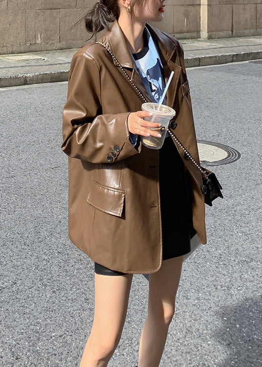 Classic Vintage Coat with a Flattering Fit