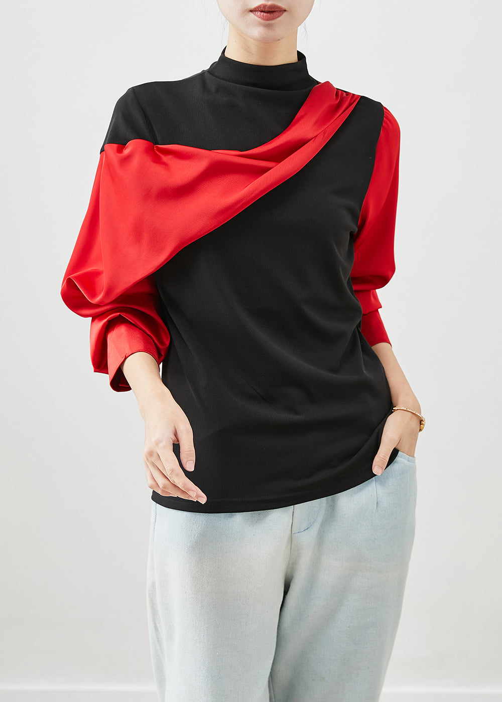 Effortlessly Elegant Shirt with a Timeless Design