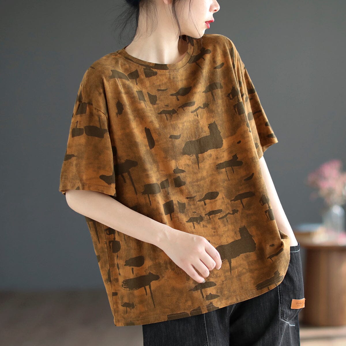 Classic Vintage T-Shirt with a Flattering Fit