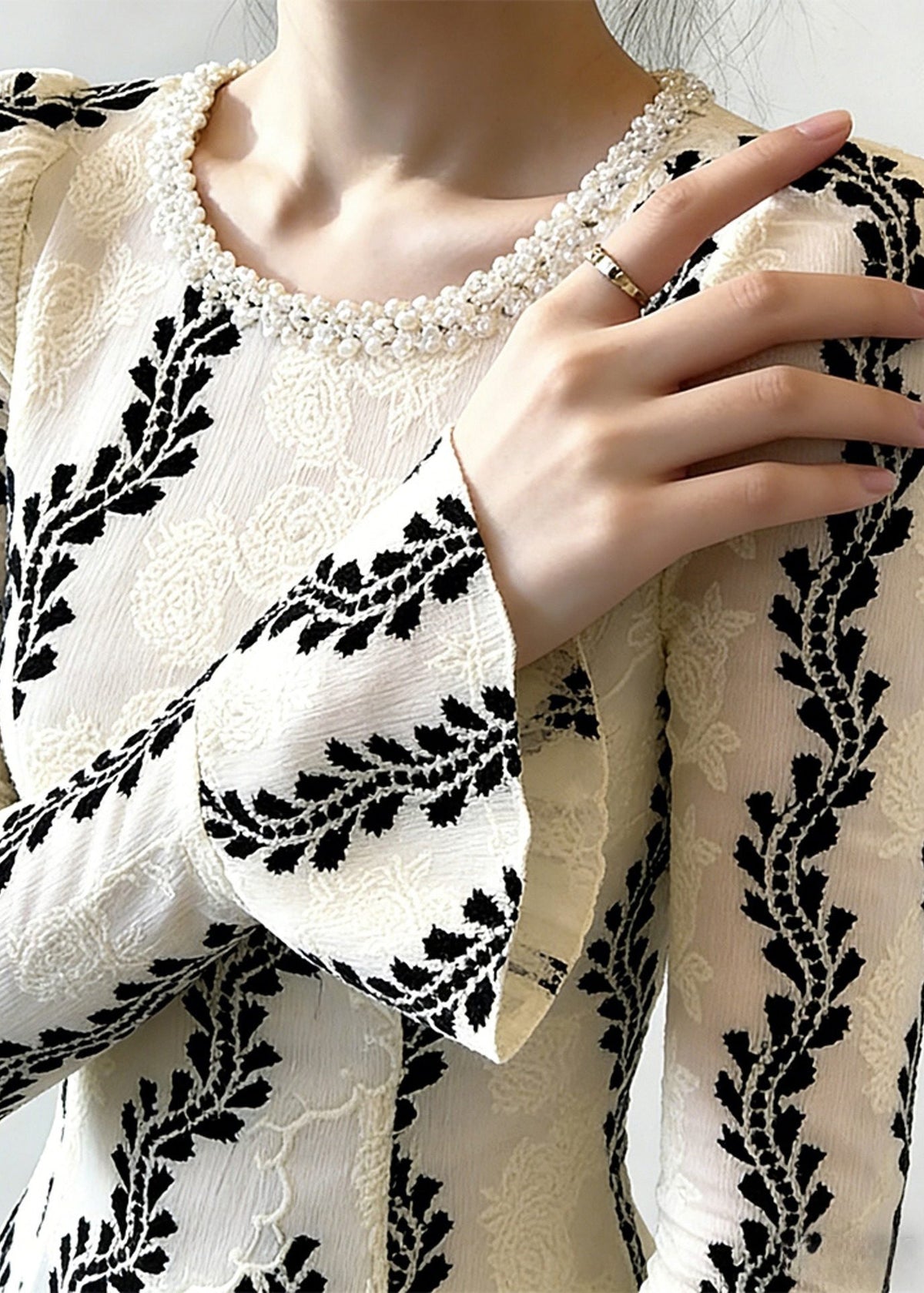 Elegantly Styled Shirt for Everyday Wear