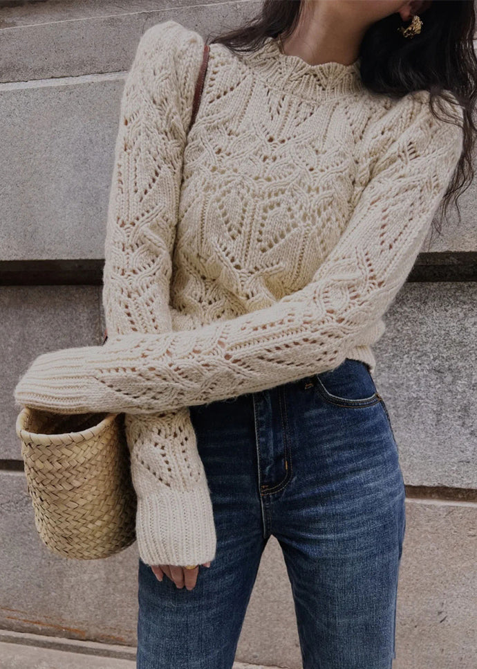 Classic Vintage Sweater with a Flattering Fit