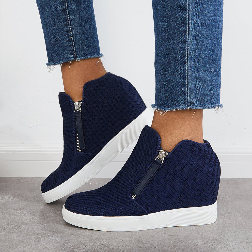 Classic Orthopedic Sneakers with Timeless Style