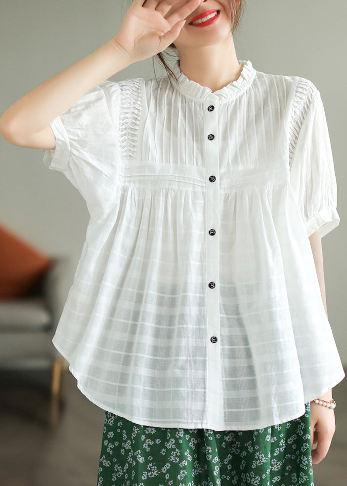 Well Tailored Blouse with a Graceful Silhouette