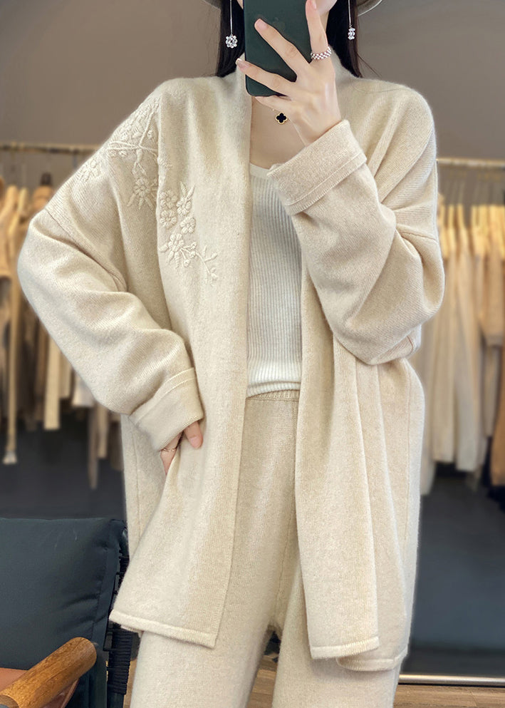 Gracefully Styled Cardigan for Any Occasion
