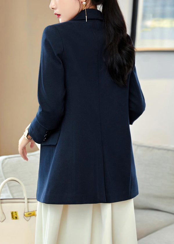 Classic Vintage Coat with a Flattering Fit