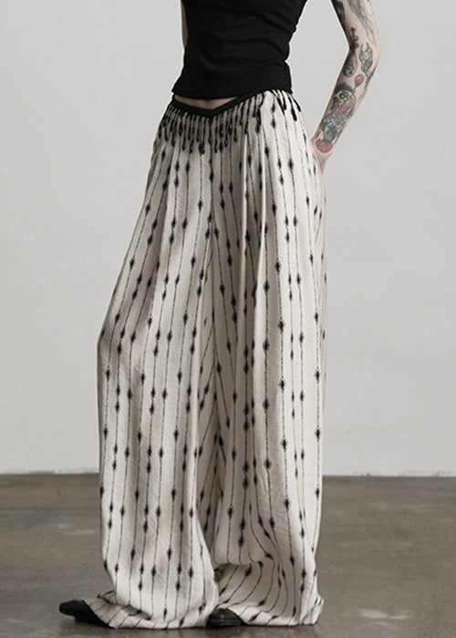 Elegantly Styled Pants for Everyday Wear