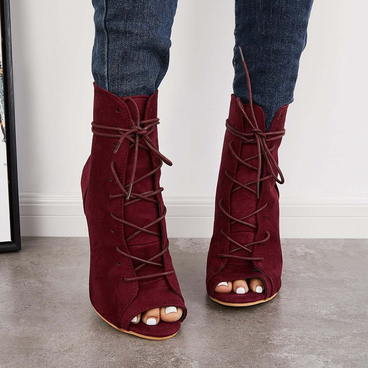 Graceful Orthopedic Boots for Modern Look