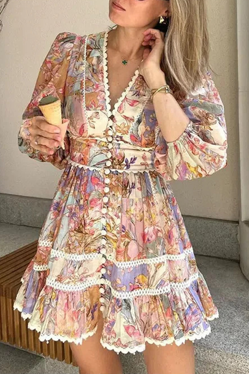Gracefully Styled Dress for Any Occasion