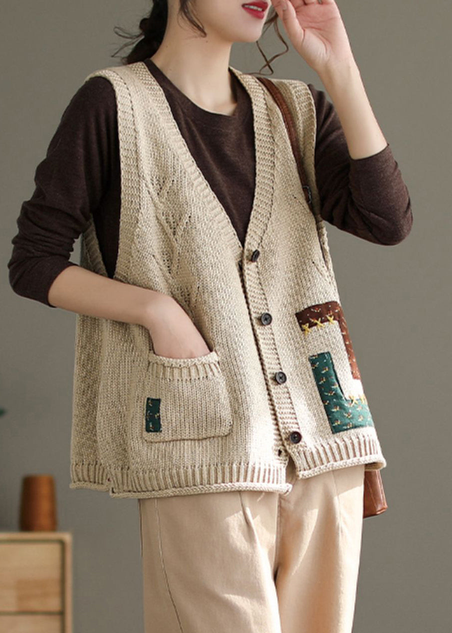 A Vintage Style Coat with Delicate Timeless Details