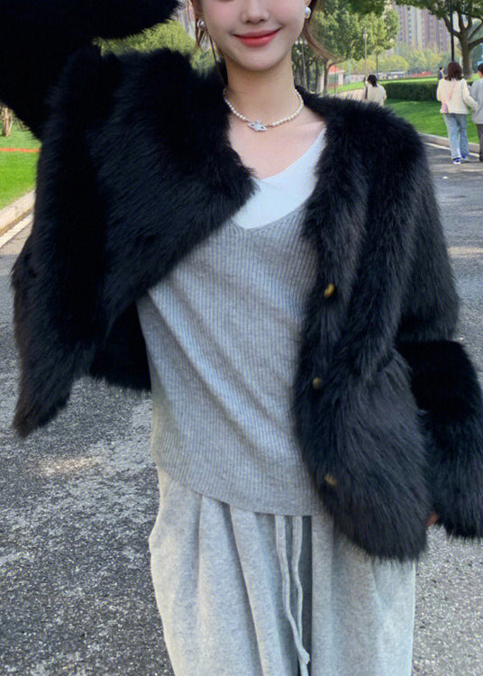 Elegantly Styled Coat for Everyday Wear
