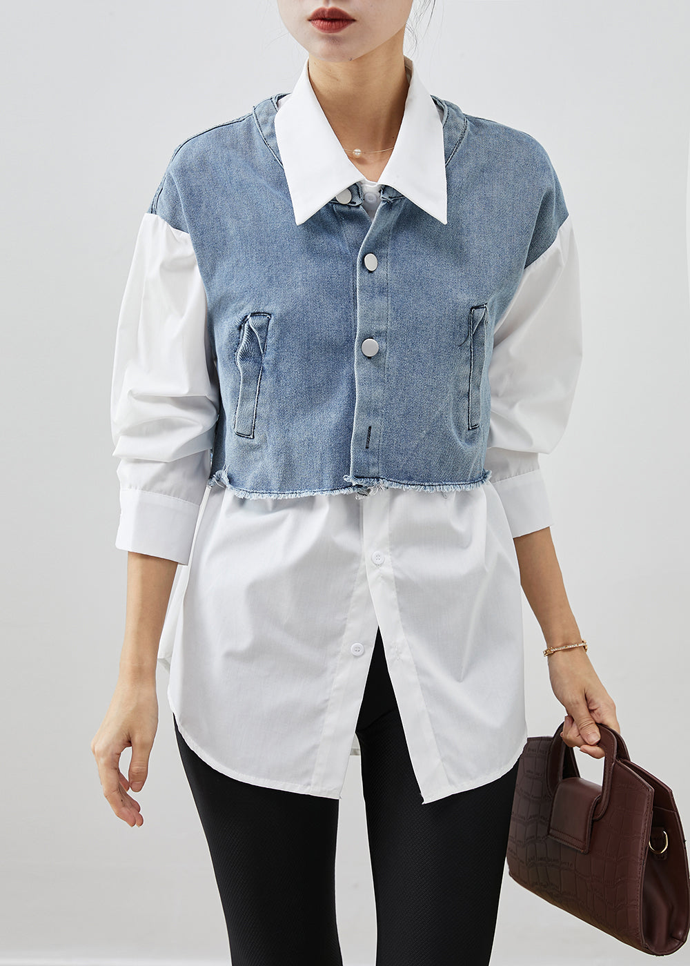 Well Tailored Blouse with a Graceful Silhouette