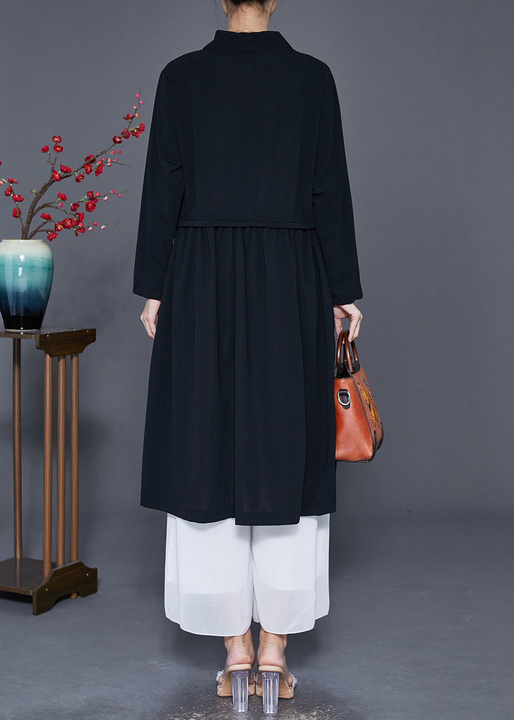 Gracefully Styled Coat for Any Occasion