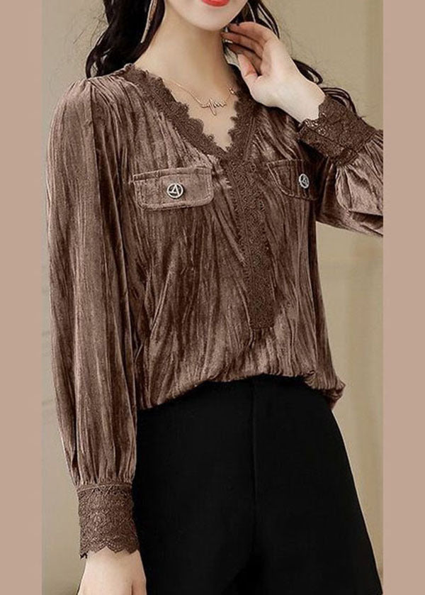 Beautifully Crafted Blouse in a Classic Style