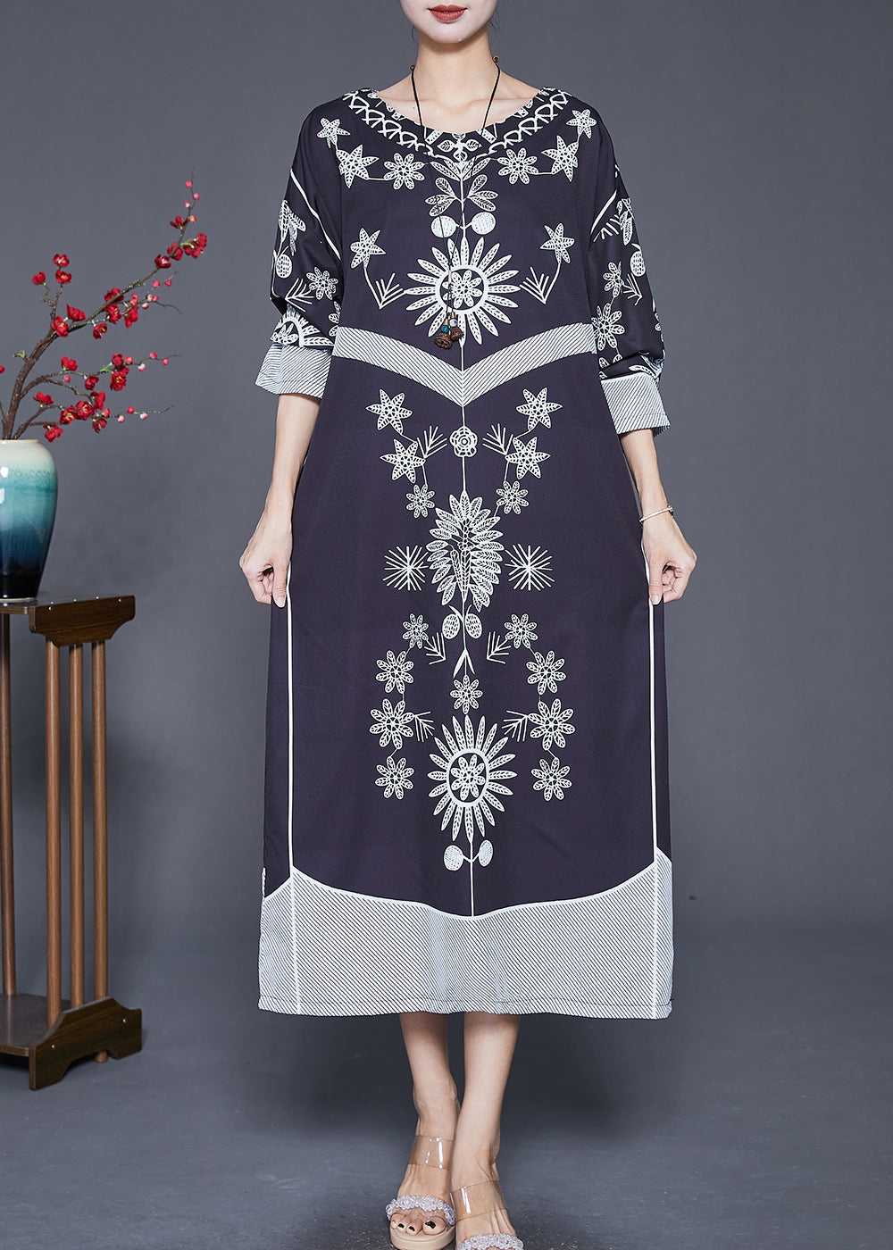 Beautifully Crafted Dress in a Classic Style