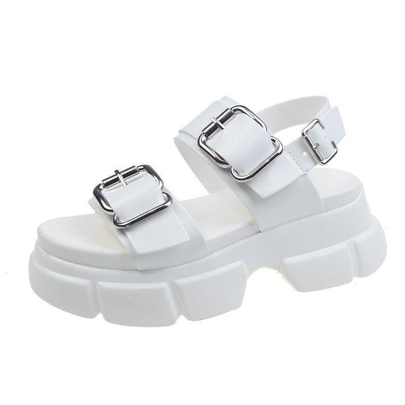 Graceful Orthopedic Sandals for Modern Look