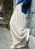 Effortlessly Elegant Pants with a Timeless Design