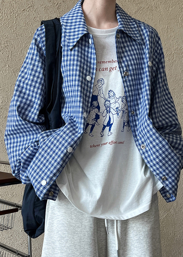 Classic Vintage Shirt with a Flattering Fit