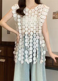 Classic Vintage Top with a Flattering Fit
