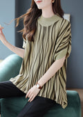 Well Tailored Sweater with a Graceful Silhouette