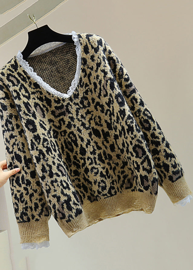 Polished Sweater with an Effortless Classic Look