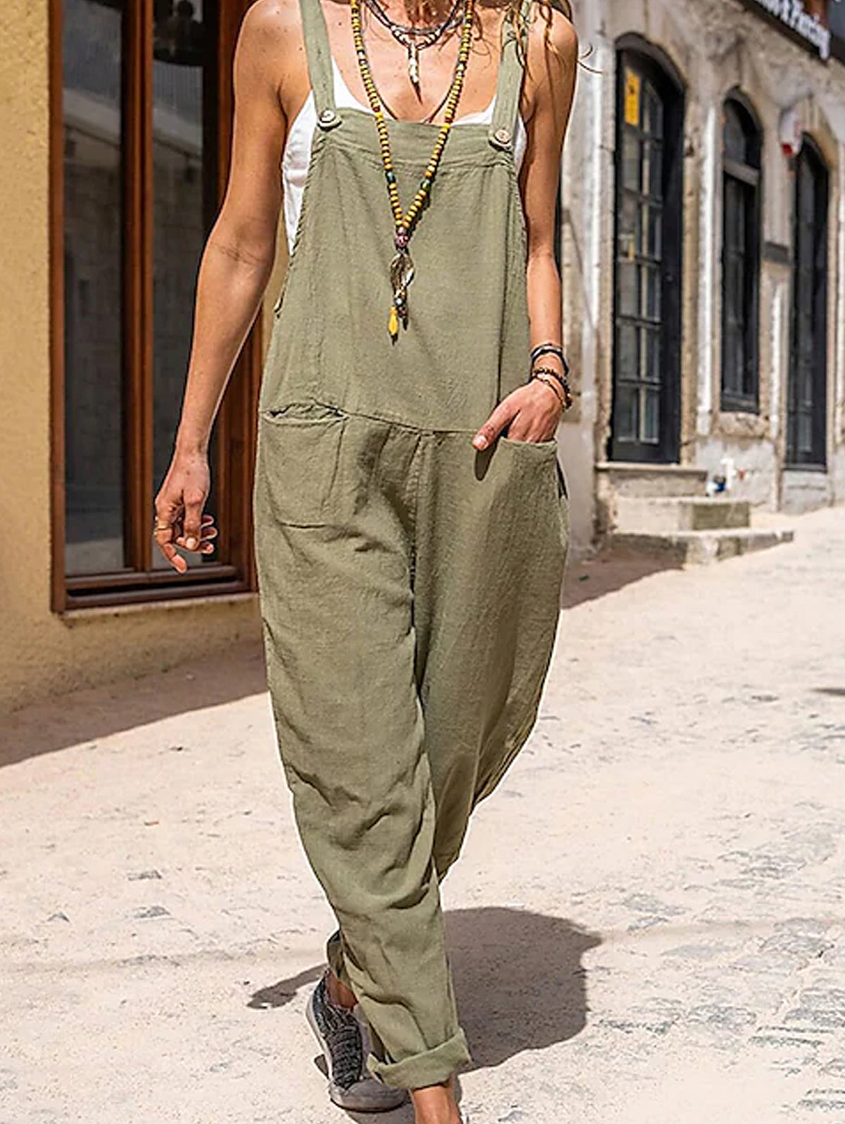 Effortlessly Elegant Garment with a Timeless Design