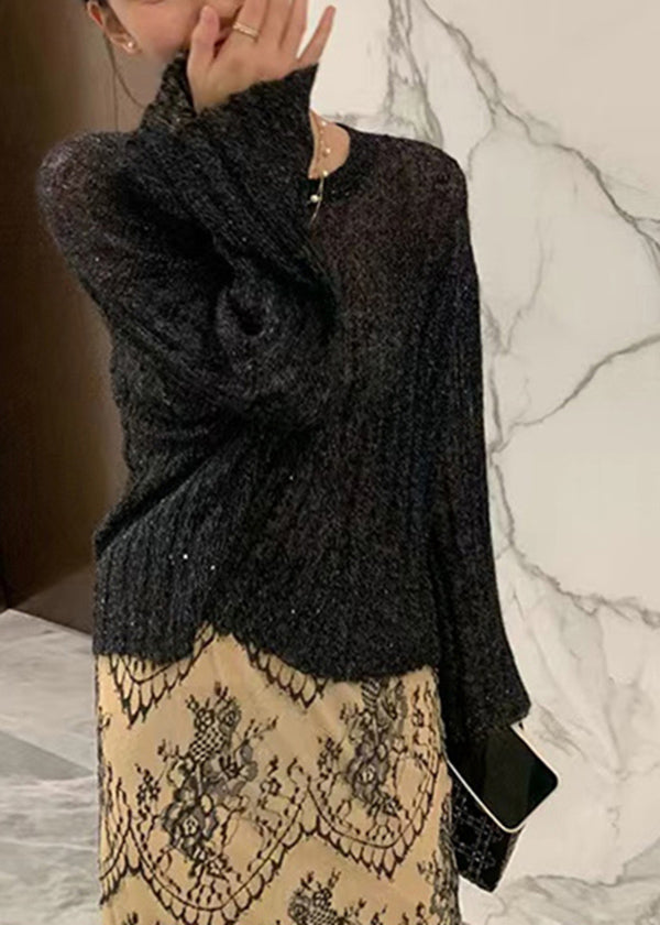 Effortlessly Elegant Sweater with a Timeless Design