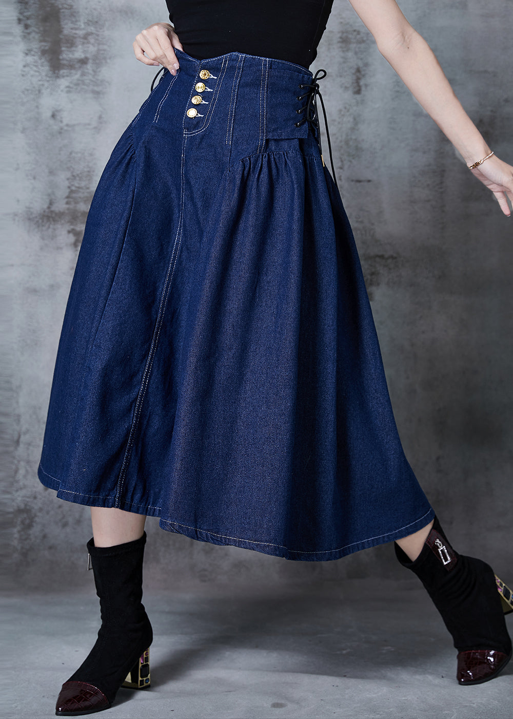 Sophisticated Garment with a Clean Classic Look