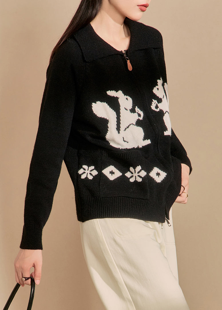 Well Tailored Coat with a Graceful Silhouette