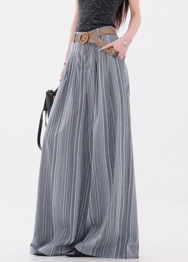 Sophisticated Pants with a Clean Classic Look