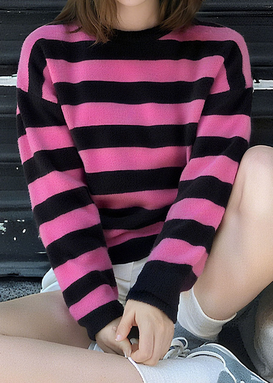 Beautifully Finished Sweater in a Timeless Design